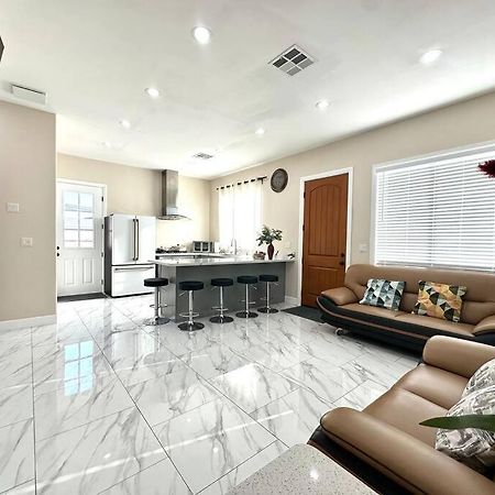 Вилла New Renovated House In Little Saigon Midway City Экстерьер фото