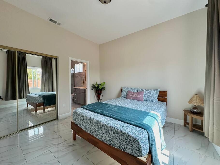 Вилла New Renovated House In Little Saigon Midway City Экстерьер фото